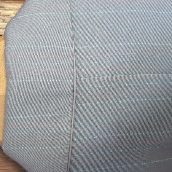 Tracy Evans Sz 18 Designer 2 piece Gray pinstripe Suit - Picture 7 of 13
